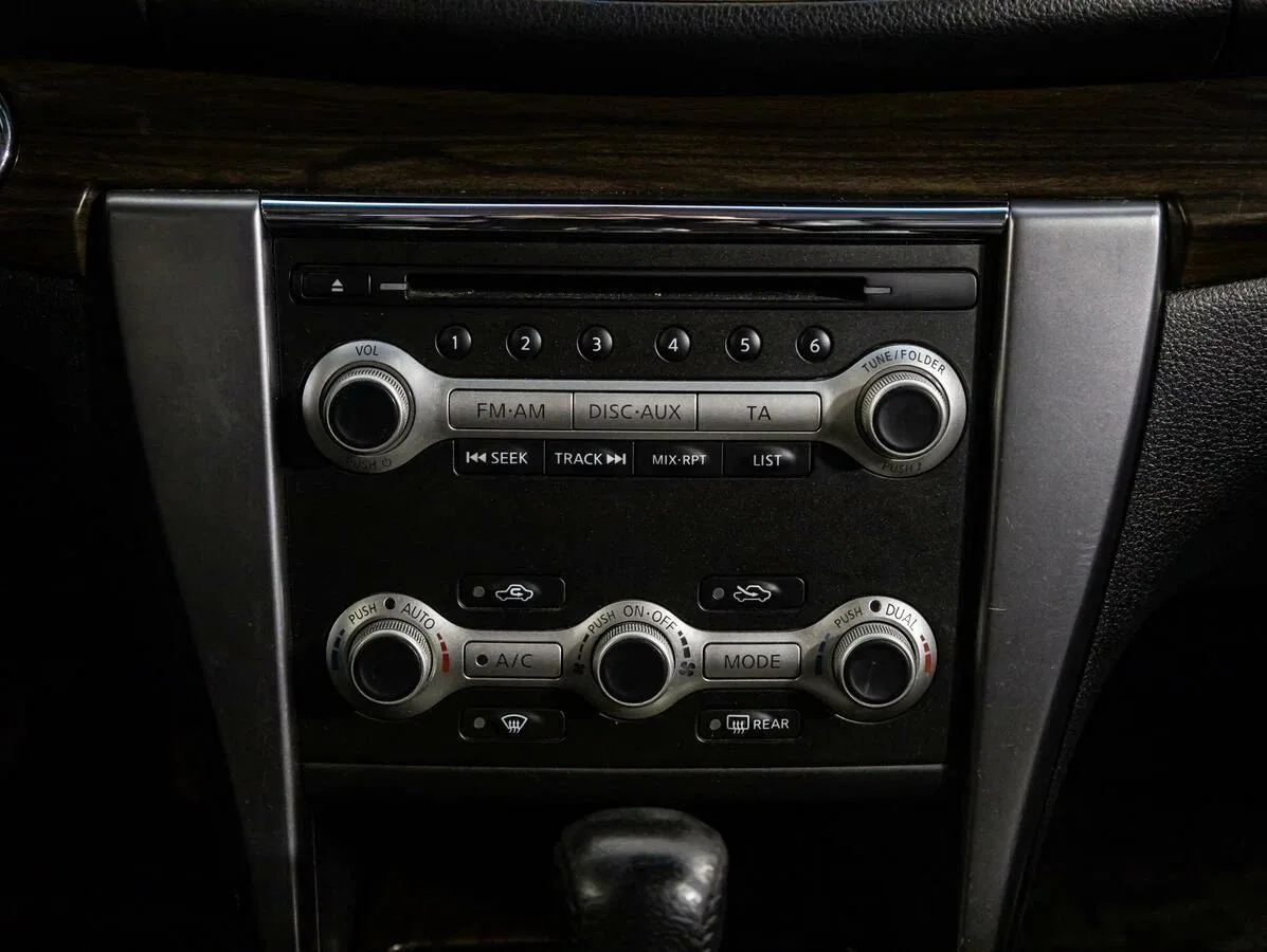 Nissan Teana