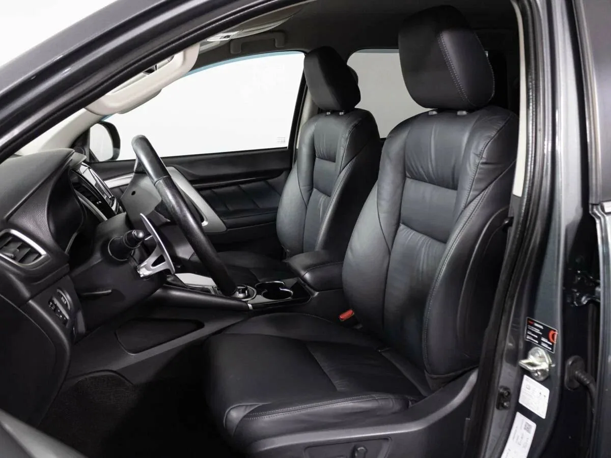 Mitsubishi Pajero Sport