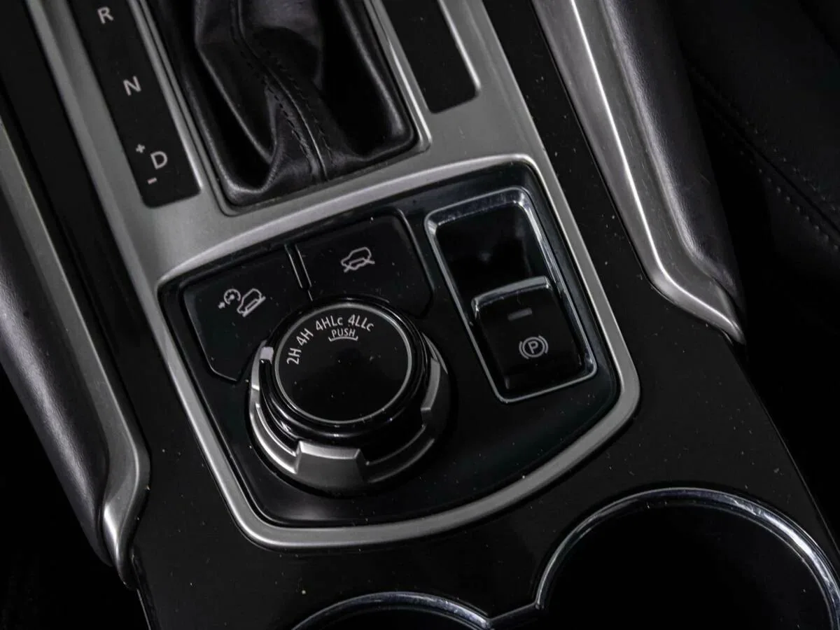 Mitsubishi Pajero Sport