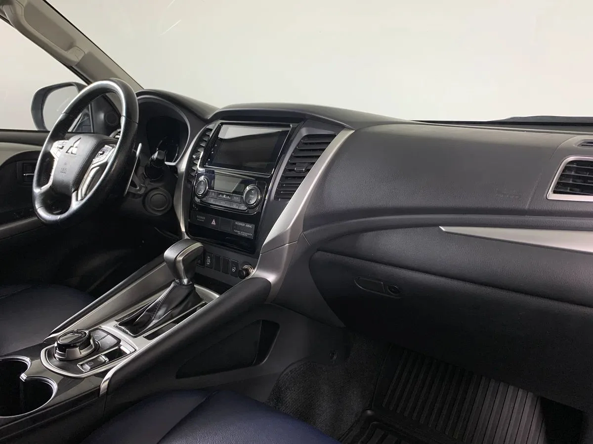 Mitsubishi Pajero Sport
