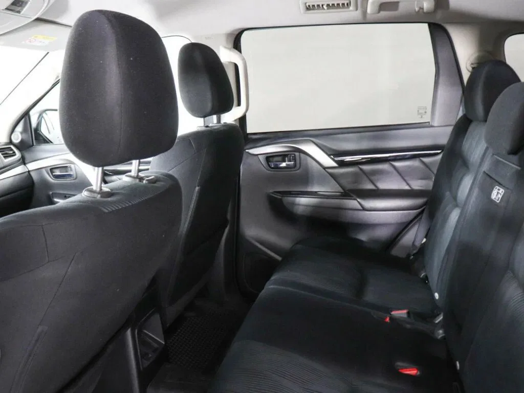 Mitsubishi Pajero Sport