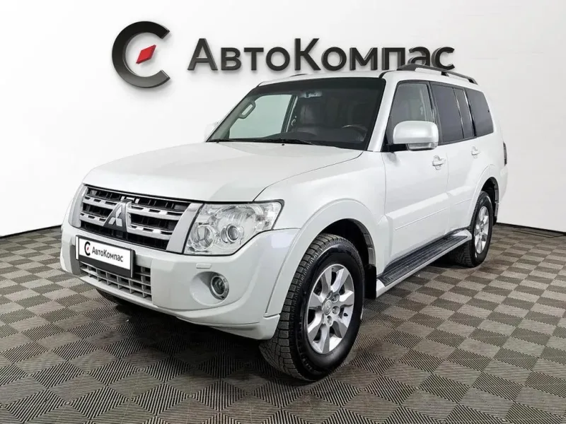 Mitsubishi Pajero 2013
