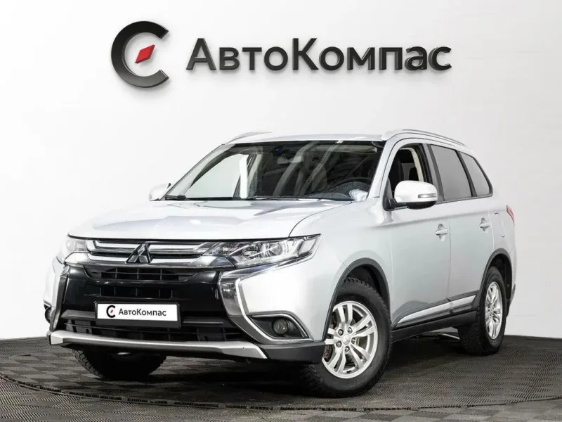 Mitsubishi Outlander 2016