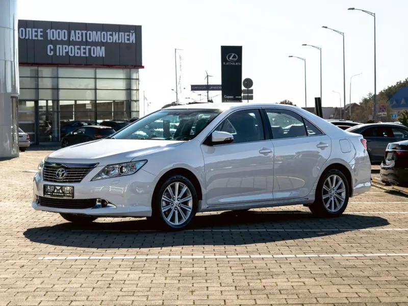 Toyota Camry 2014
