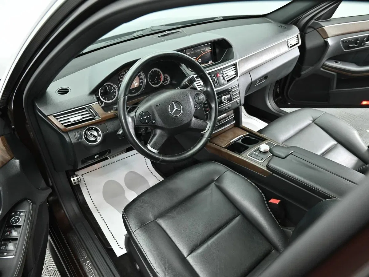 Mercedes-Benz E-Класс