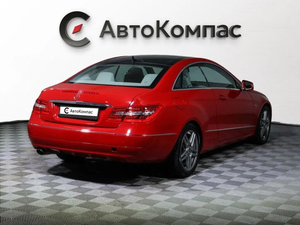 Mercedes-Benz E-Класс