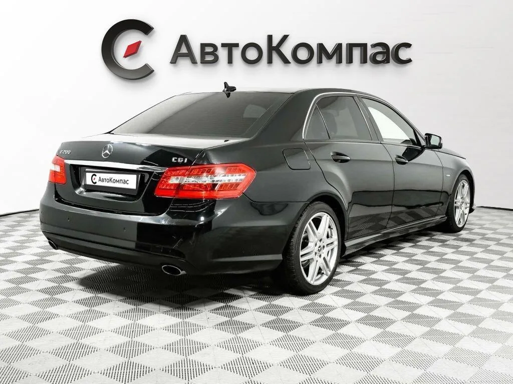 Mercedes-Benz E-Класс