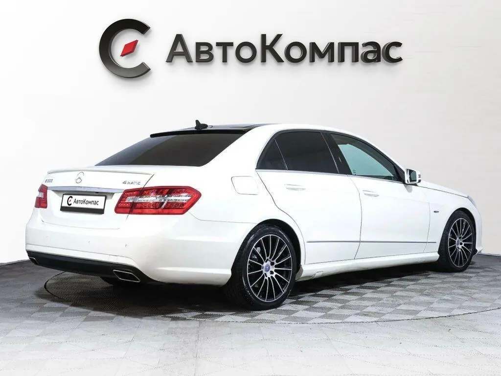 Mercedes-Benz E-Класс