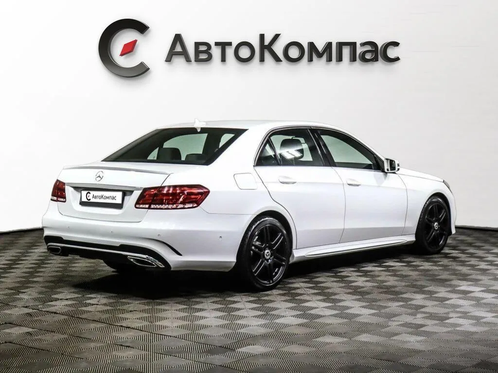 Mercedes-Benz E-Класс
