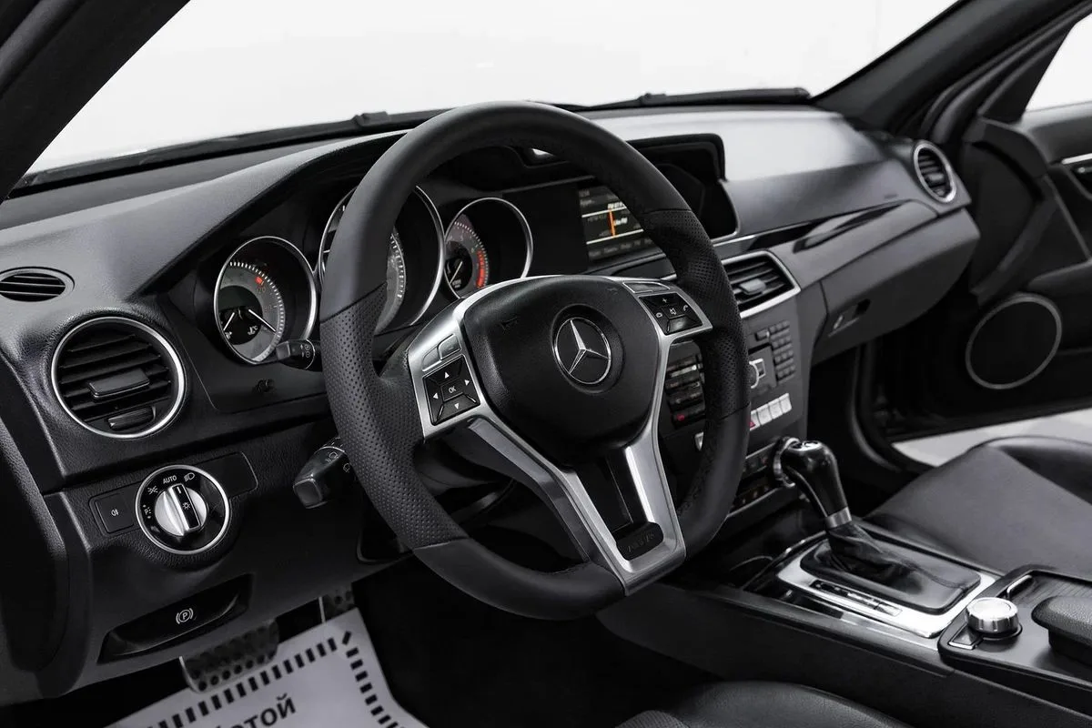 Mercedes-Benz C-Класс