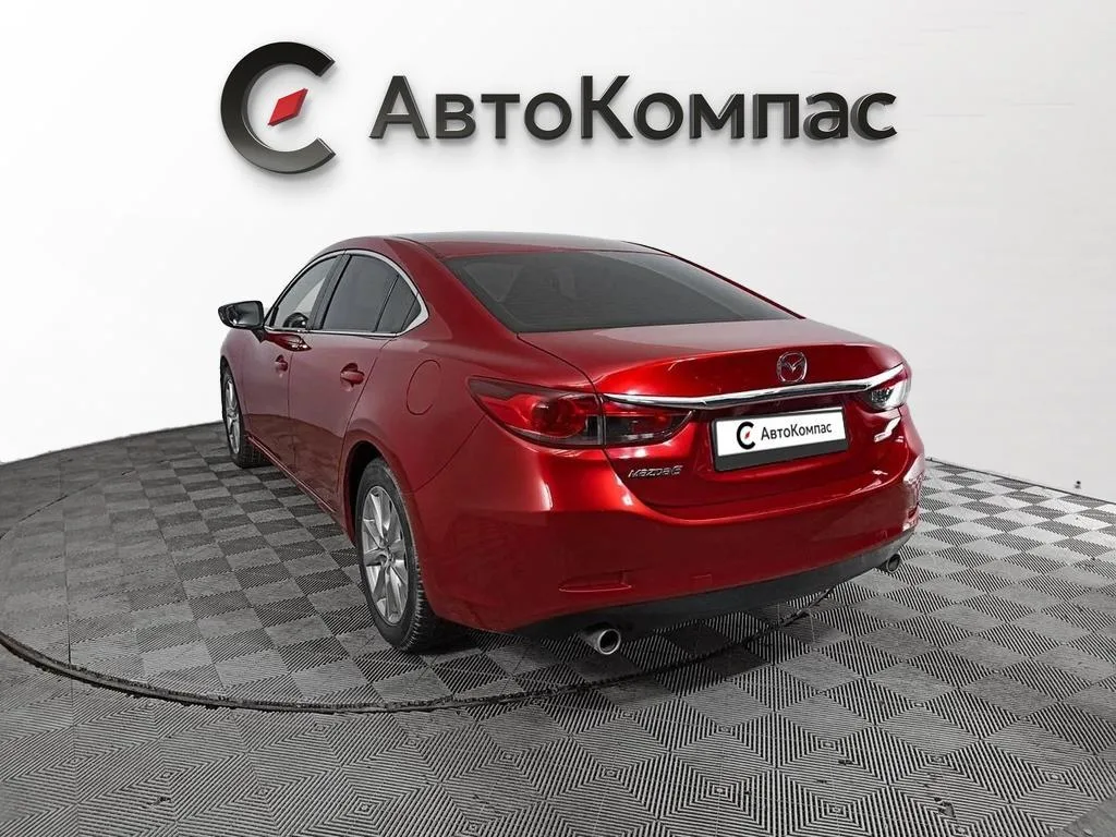 Mazda 6