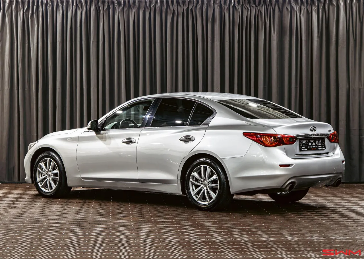 Infiniti Q50
