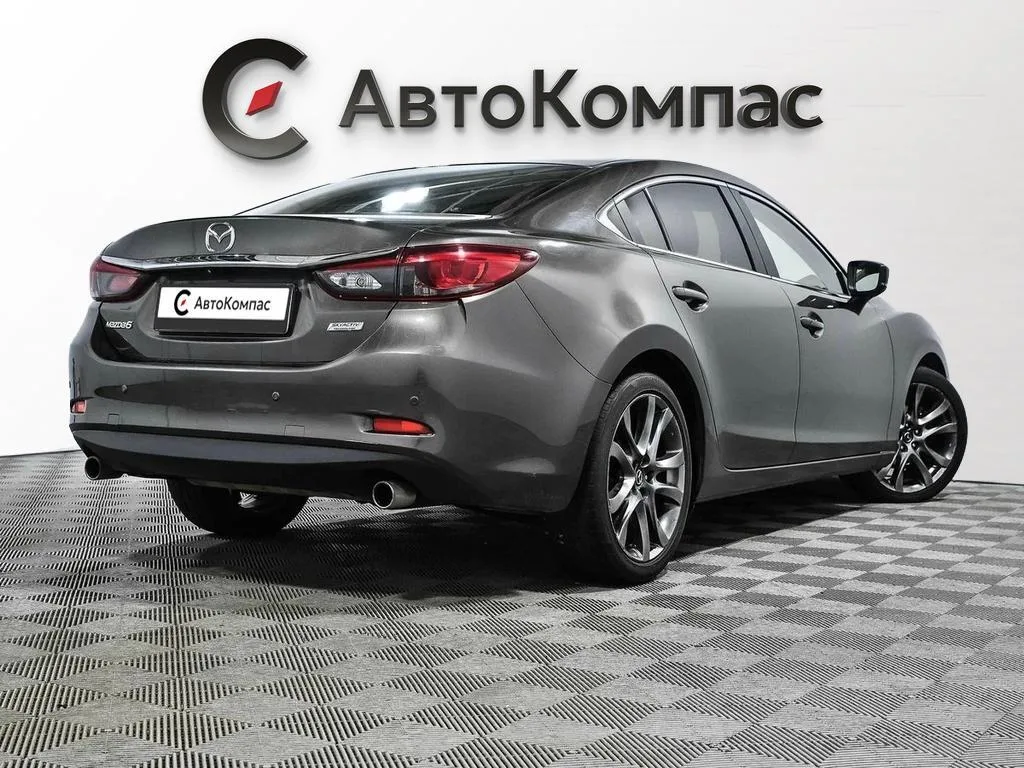 Mazda 6