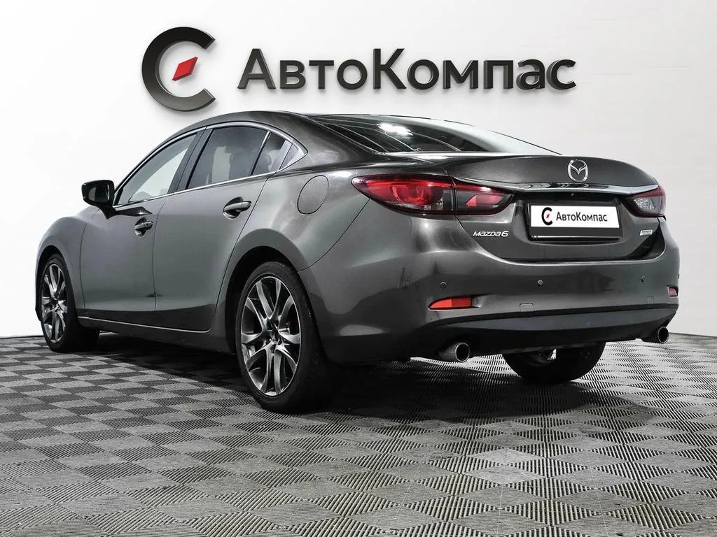 Mazda 6