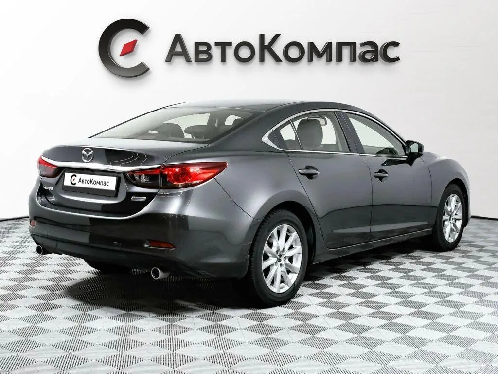 Mazda 6