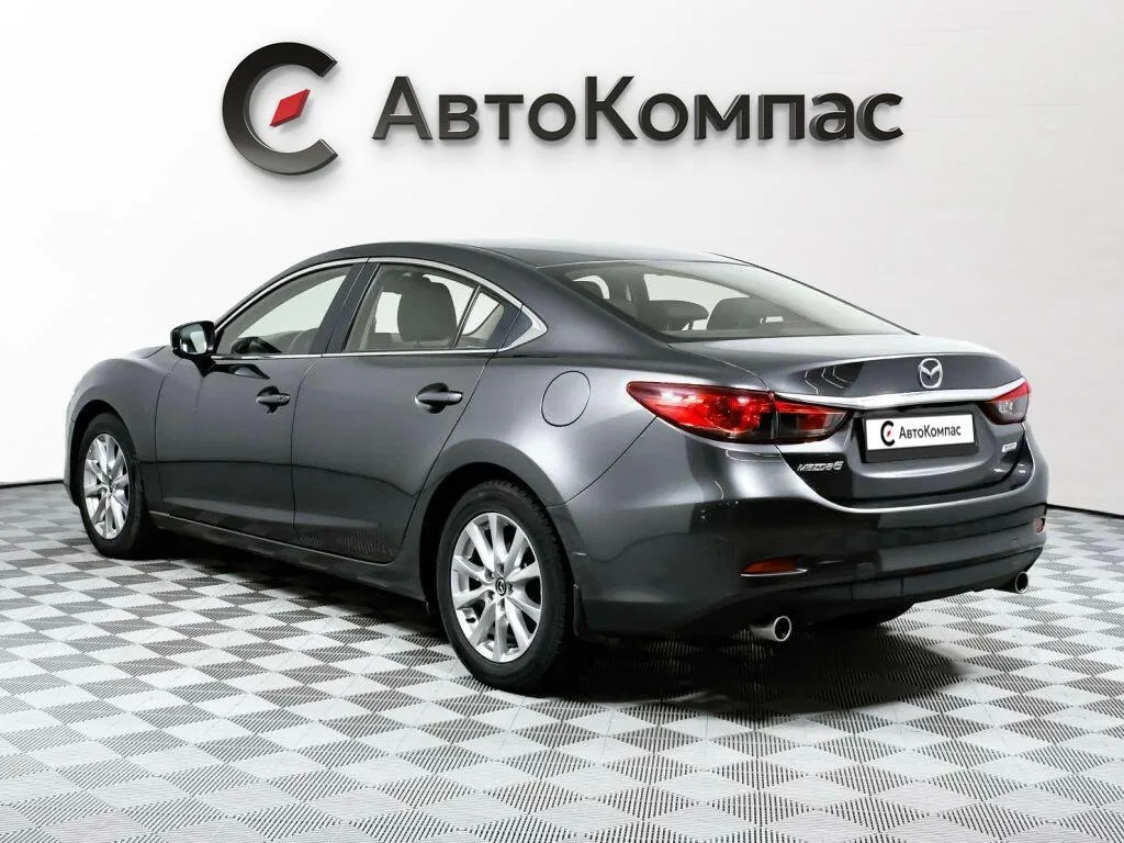 Mazda 6