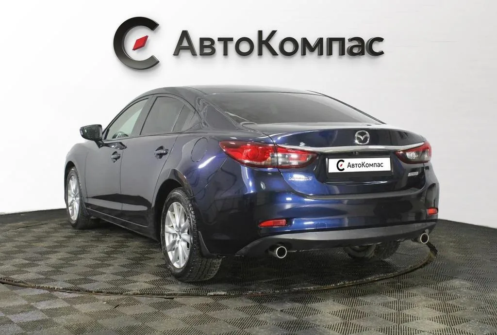 Mazda 6