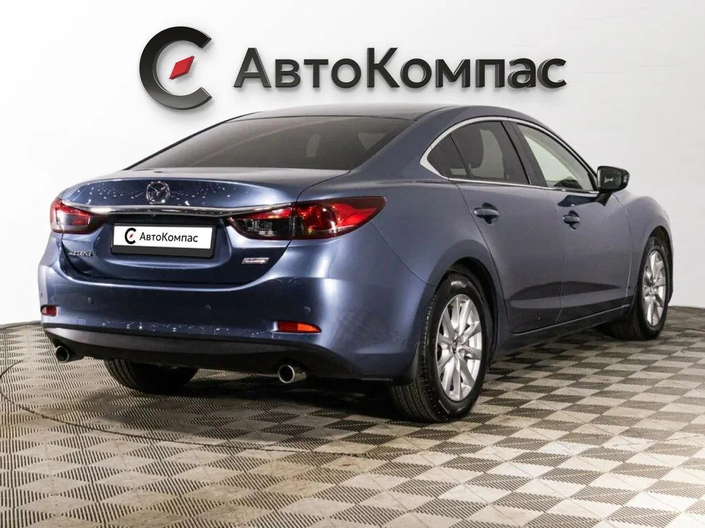Mazda 6
