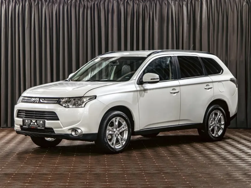 Mitsubishi Outlander 2014