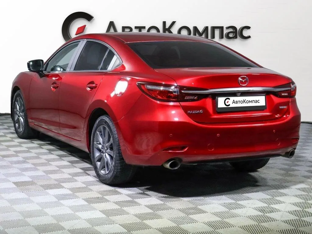 Mazda 6