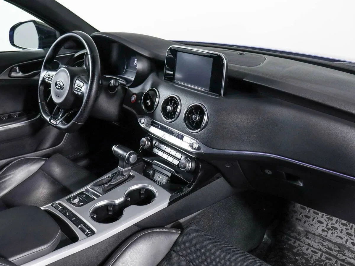 Kia Stinger