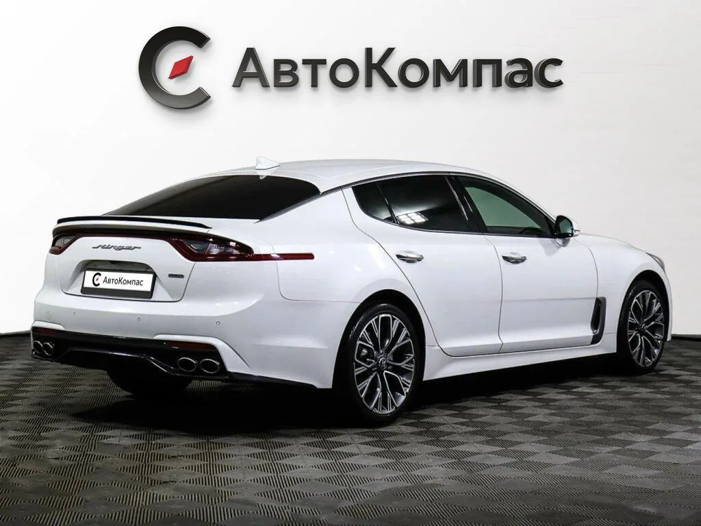Kia Stinger