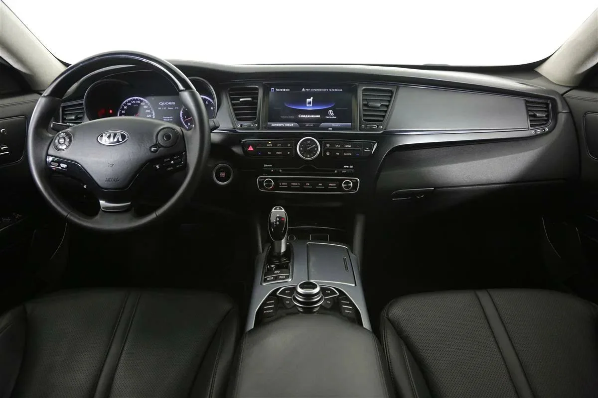 Kia Quoris