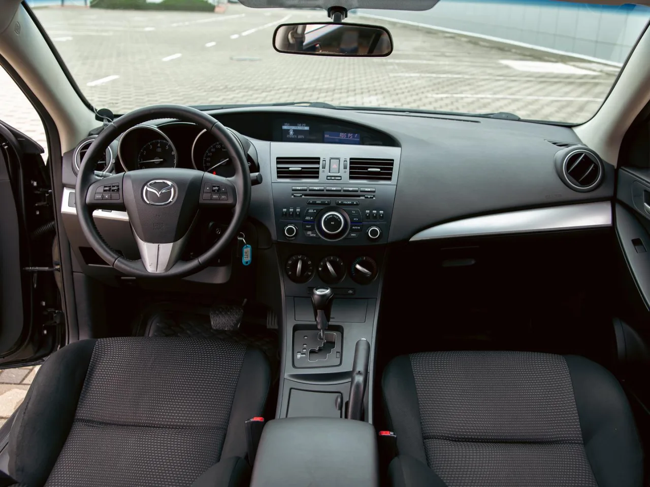 Mazda 3