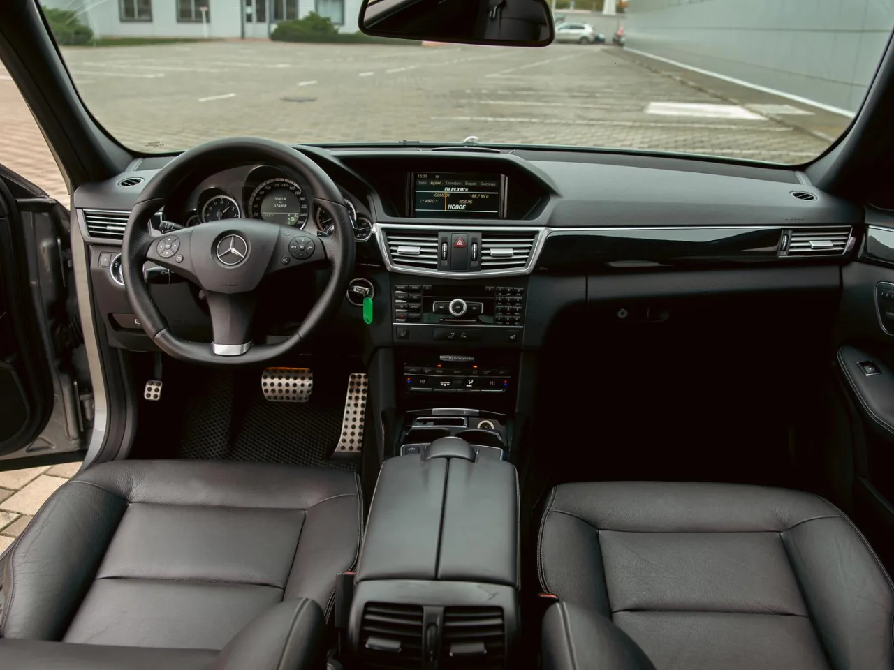 Mercedes-Benz E-Класс