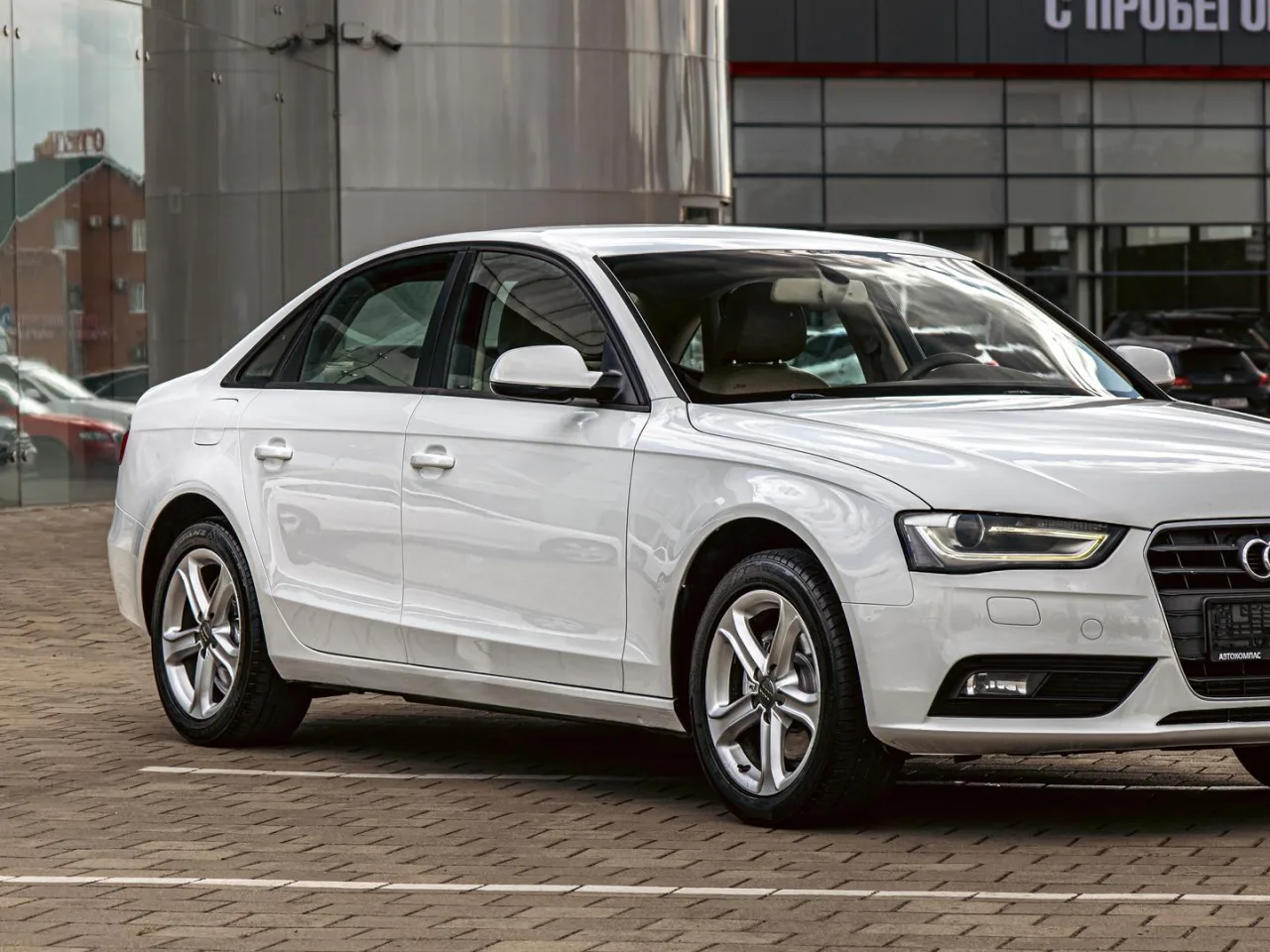 Audi A4