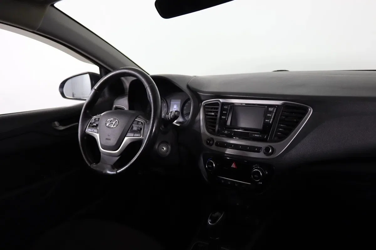 Hyundai Solaris