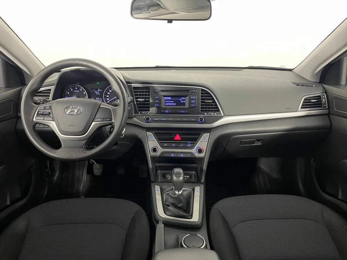 Hyundai Elantra