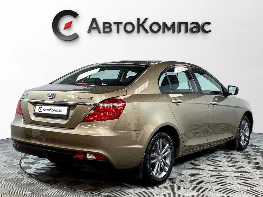 Geely Emgrand 7