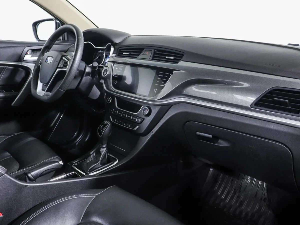 Geely Emgrand 7