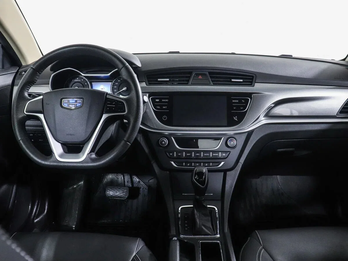 Geely Emgrand 7