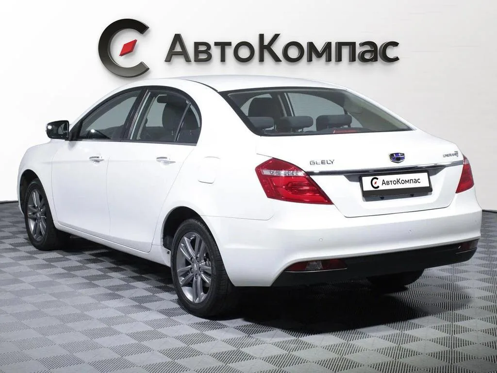 Geely Emgrand 7