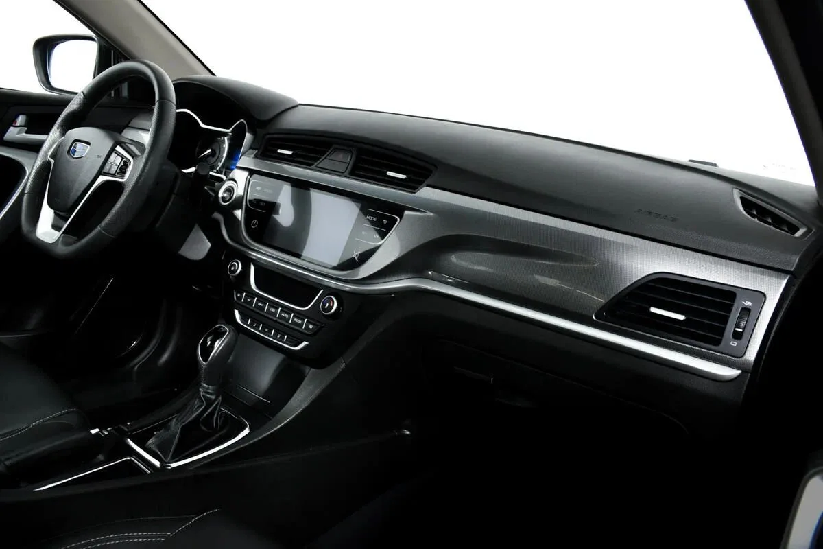 Geely Emgrand 7