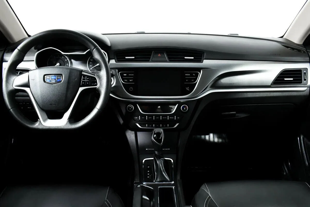 Geely Emgrand 7