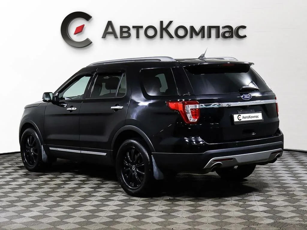 Ford Explorer