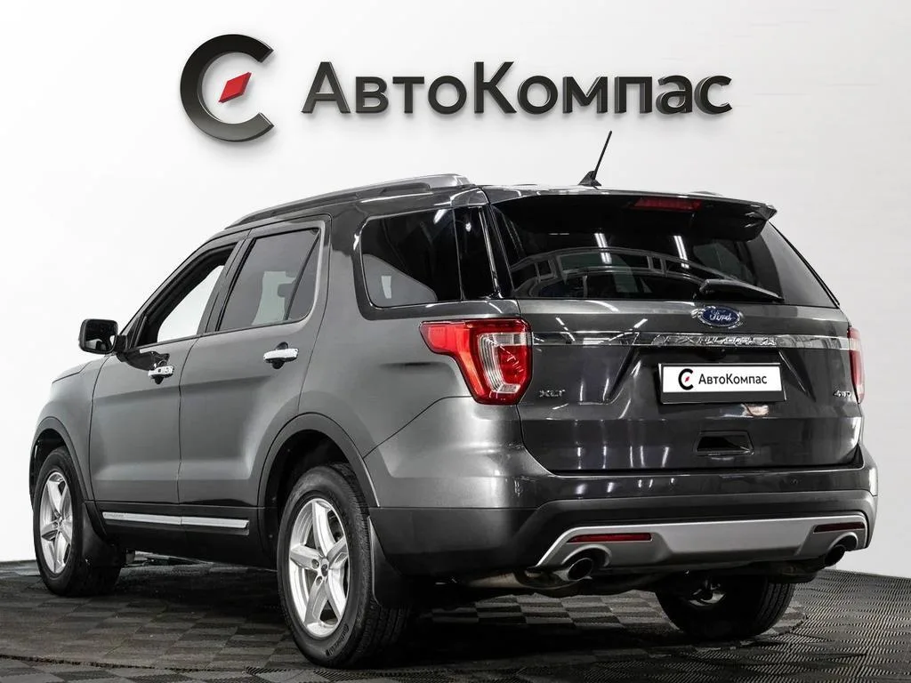 Ford Explorer