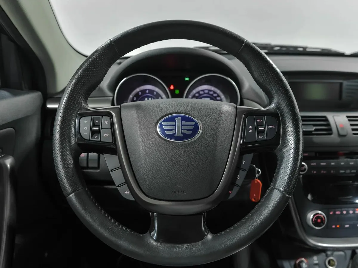 FAW Besturn X80
