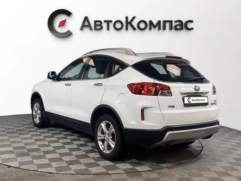 FAW Besturn X80