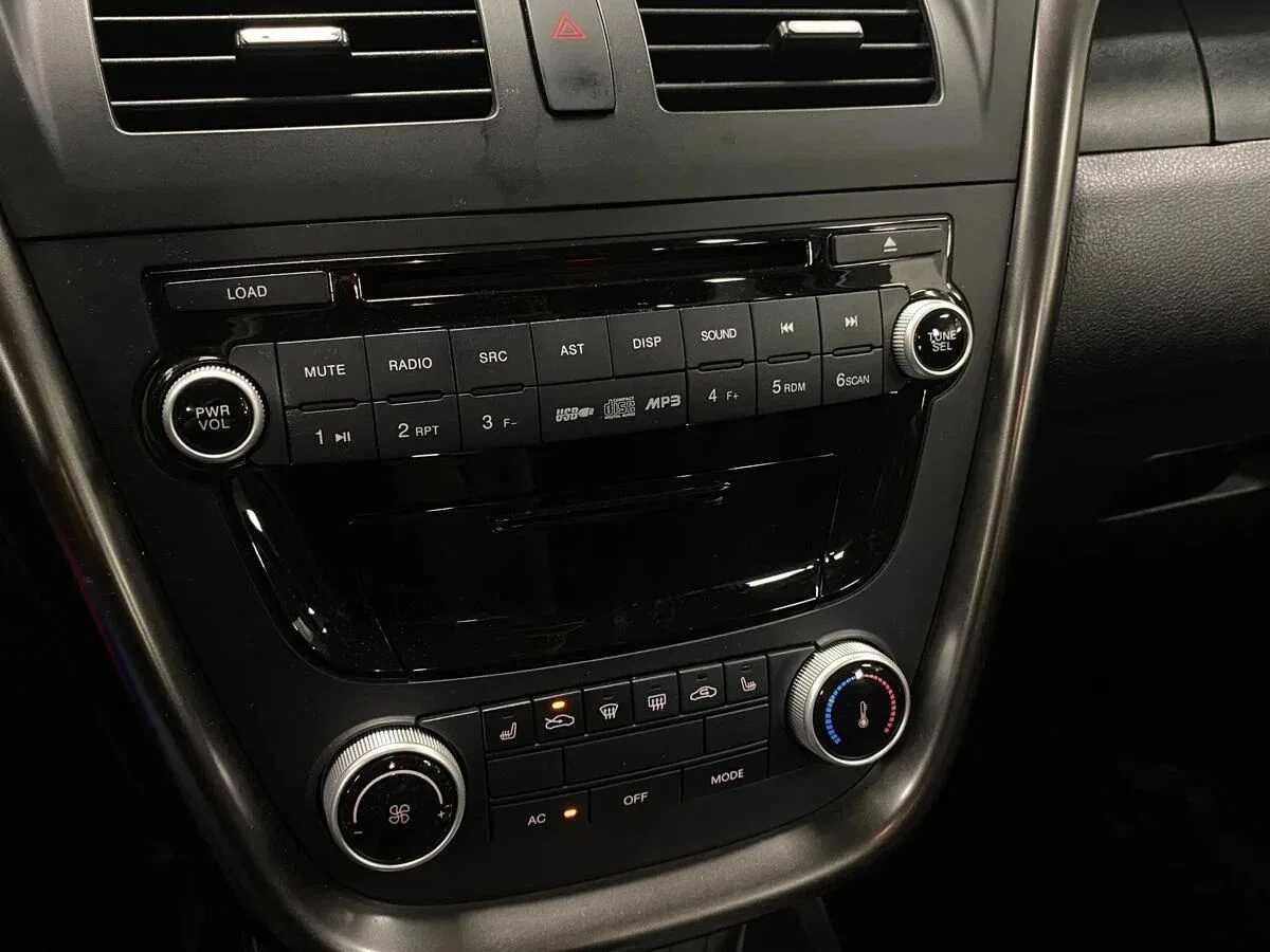FAW Besturn X80