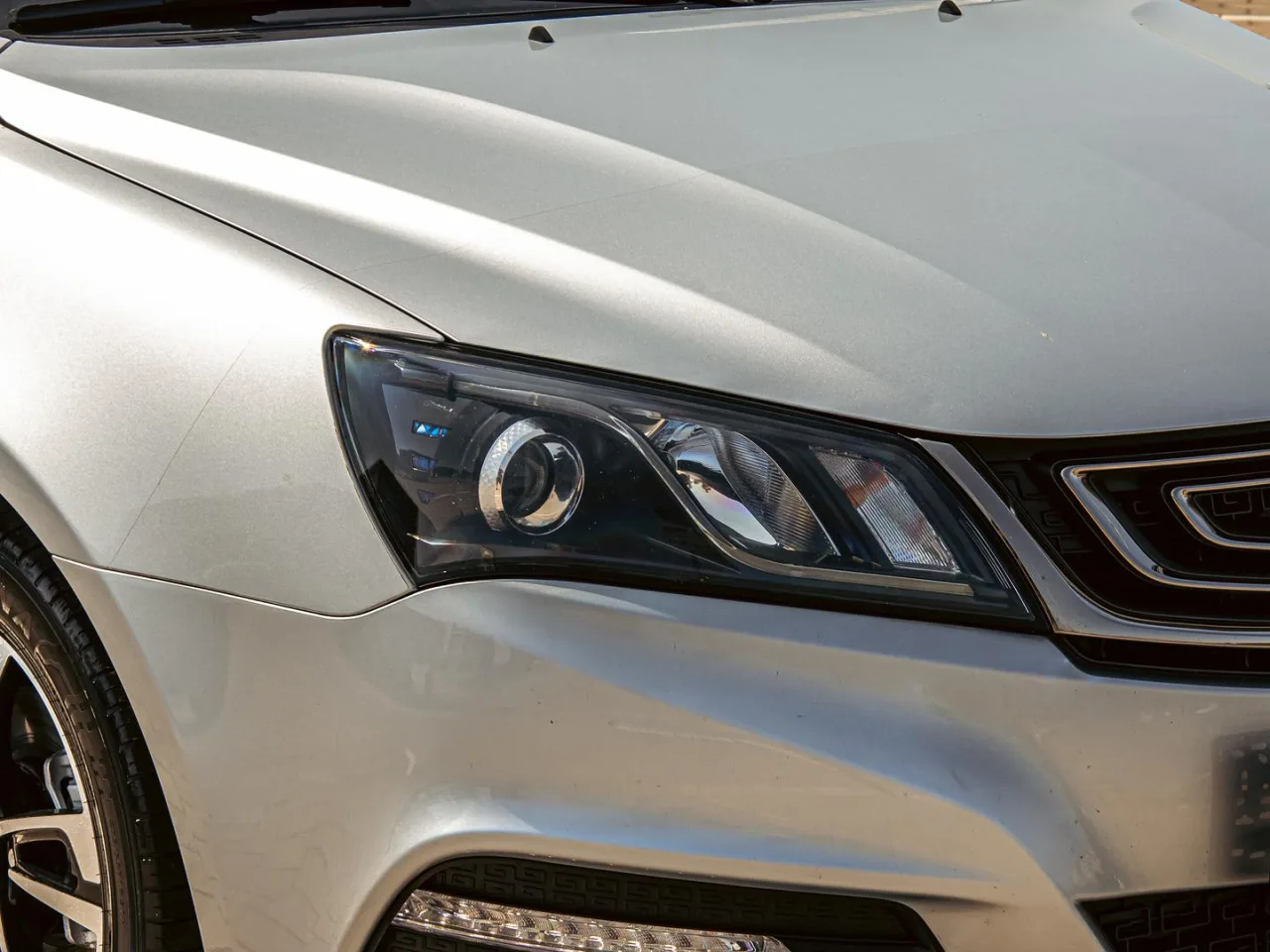 Geely Emgrand 7
