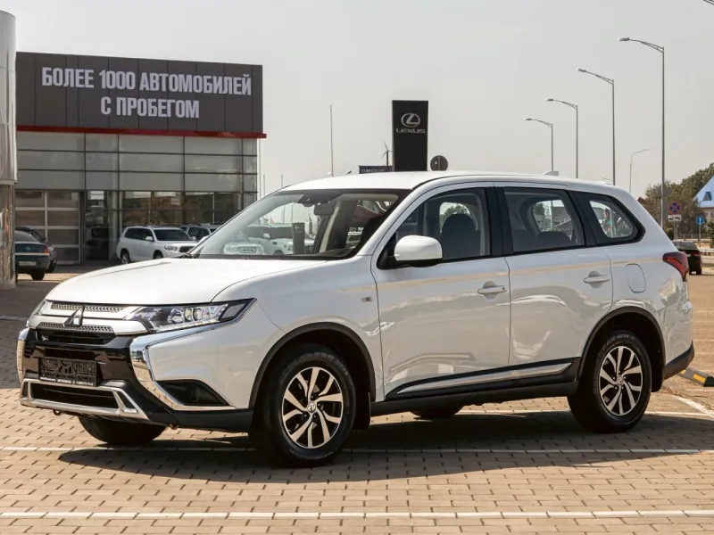 Mitsubishi Outlander 2022