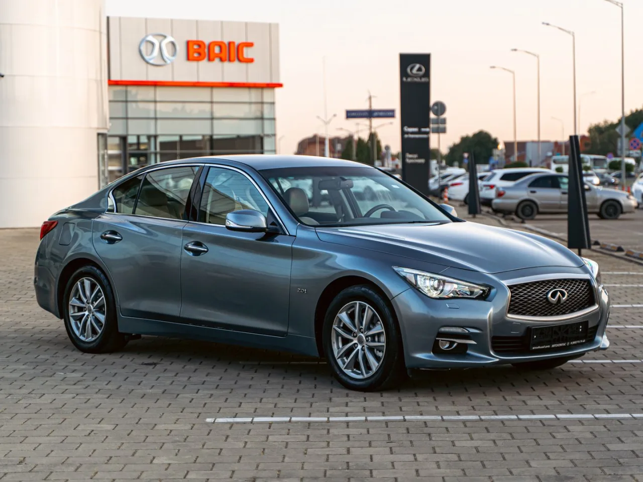 Infiniti Q50