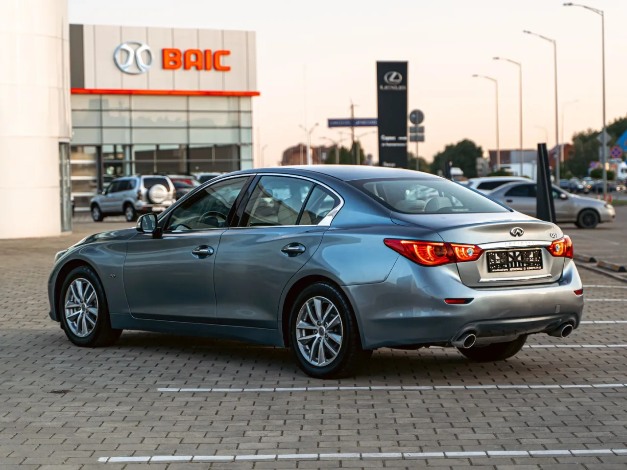 Infiniti Q50