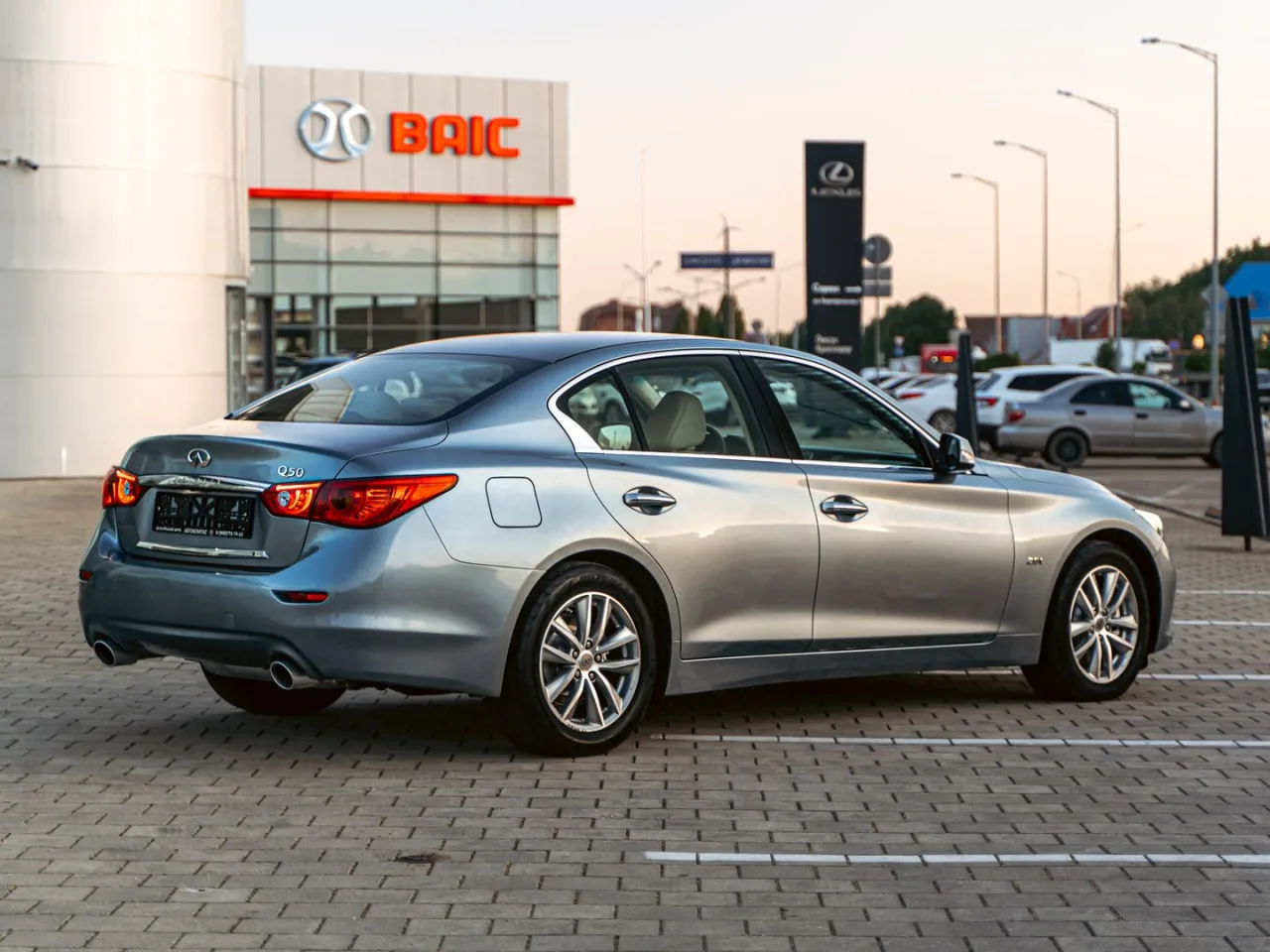 Infiniti Q50