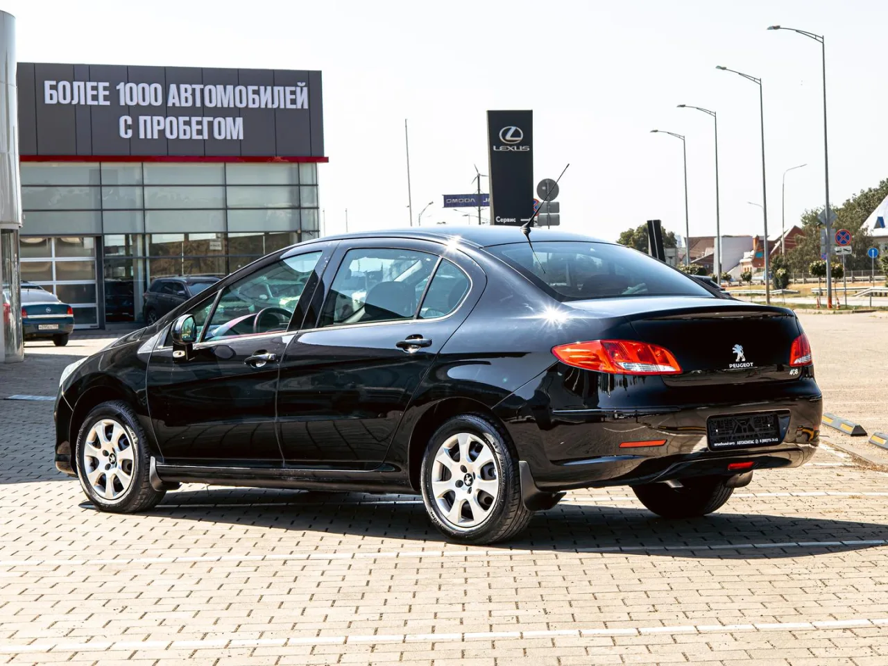 Peugeot 408