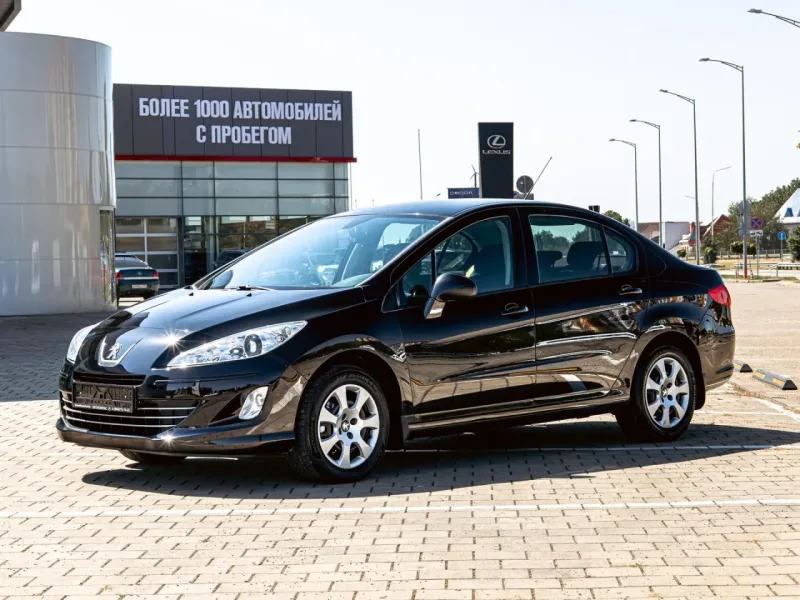 Peugeot 408 2016